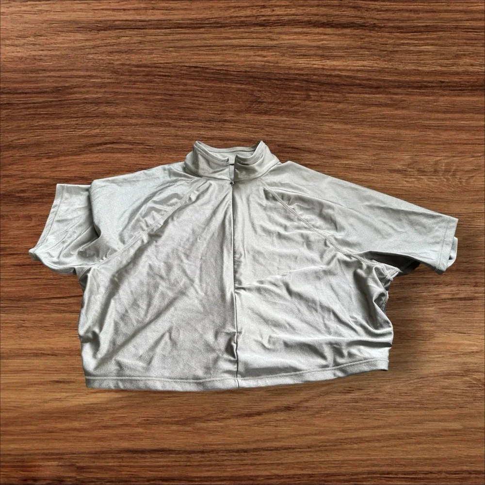 NWT‎ Skims Shine Swim T-shirt Tp-shr-5610w Smoke Size Large